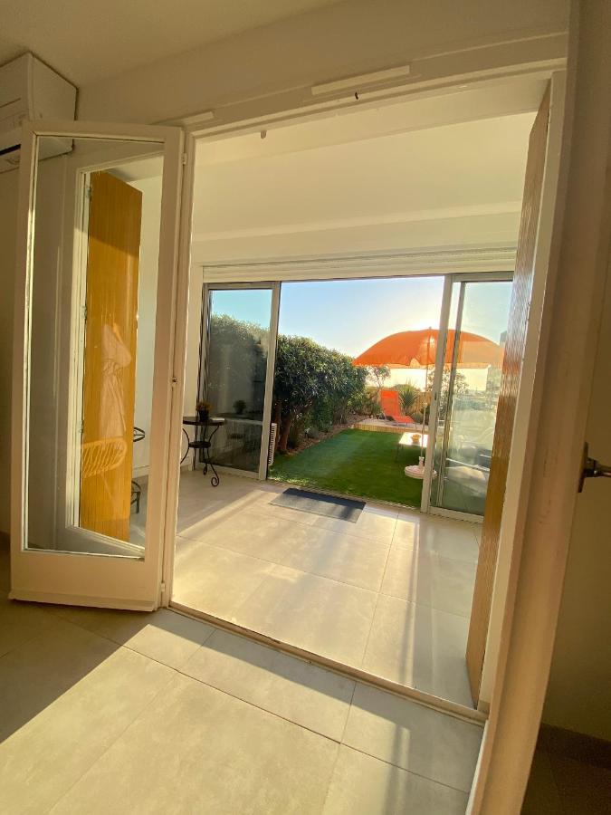 Somptueux Appartement Renove En Bord De Mer Six-Fours-les-Plages Bagian luar foto